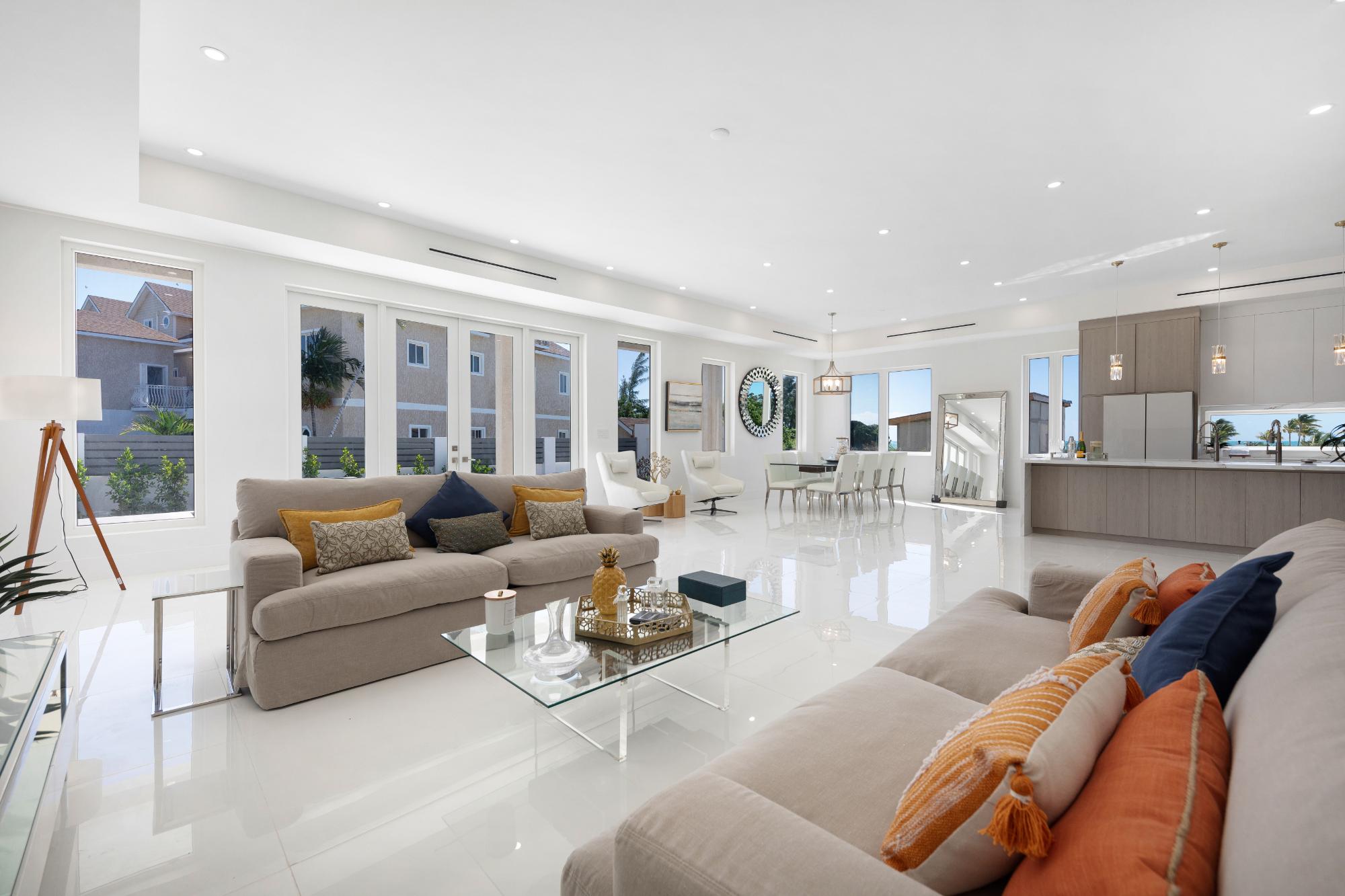 SUNRISE DRIVE, PORT NEW P