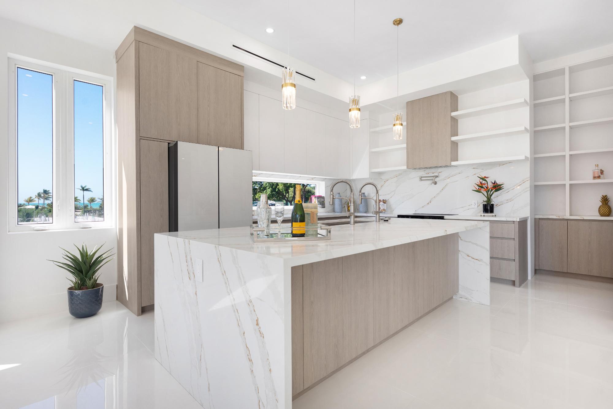 SUNRISE DRIVE, PORT NEW P