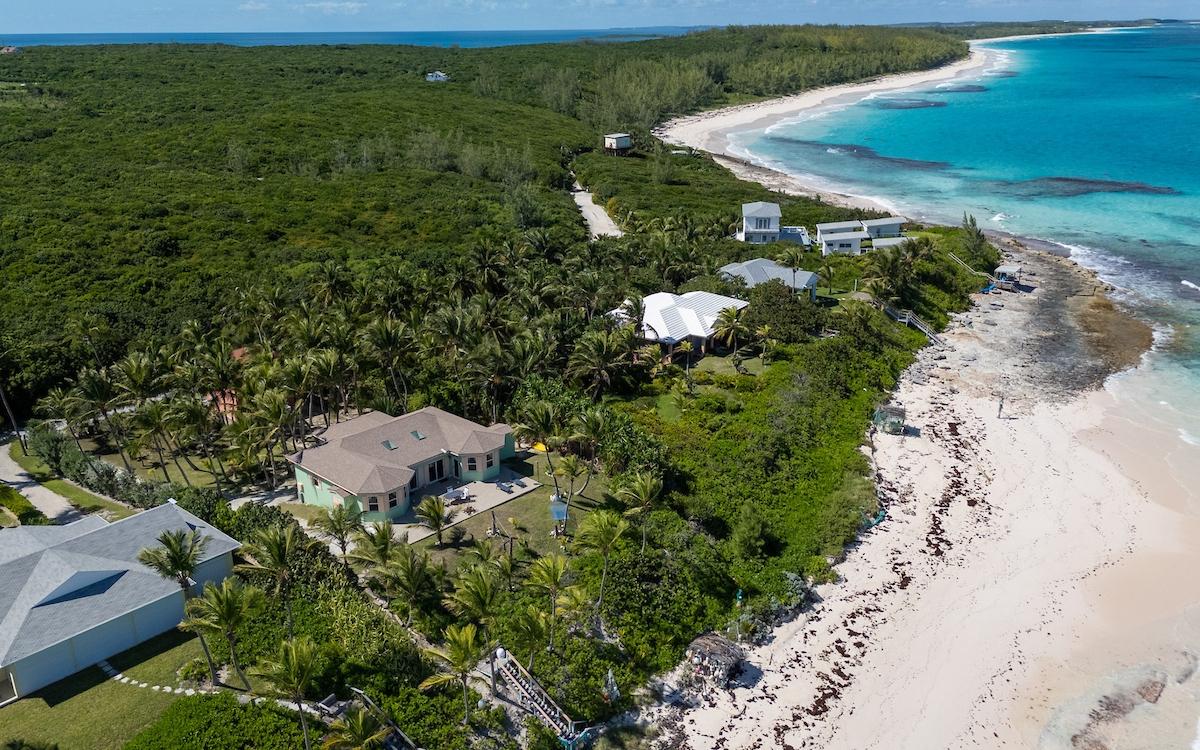 8 BREEZE AWAY ESTATES