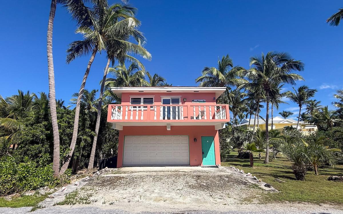 8 BREEZE AWAY ESTATES