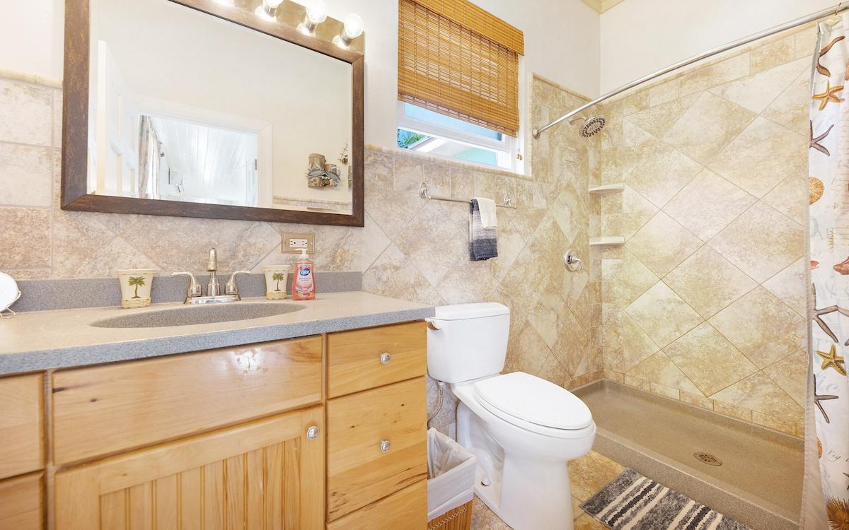 8 BREEZE AWAY ESTATES