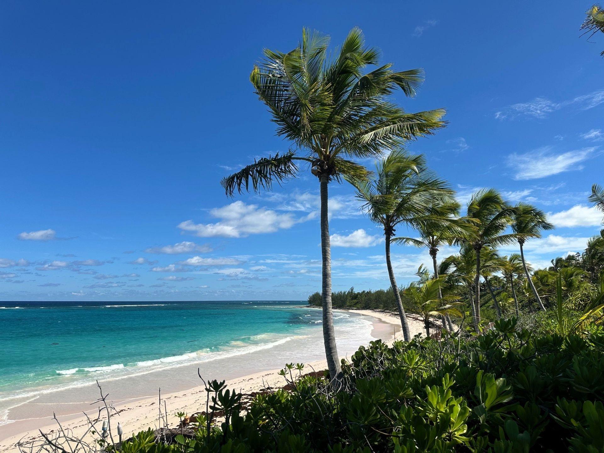 8 BREEZE AWAY ESTATES