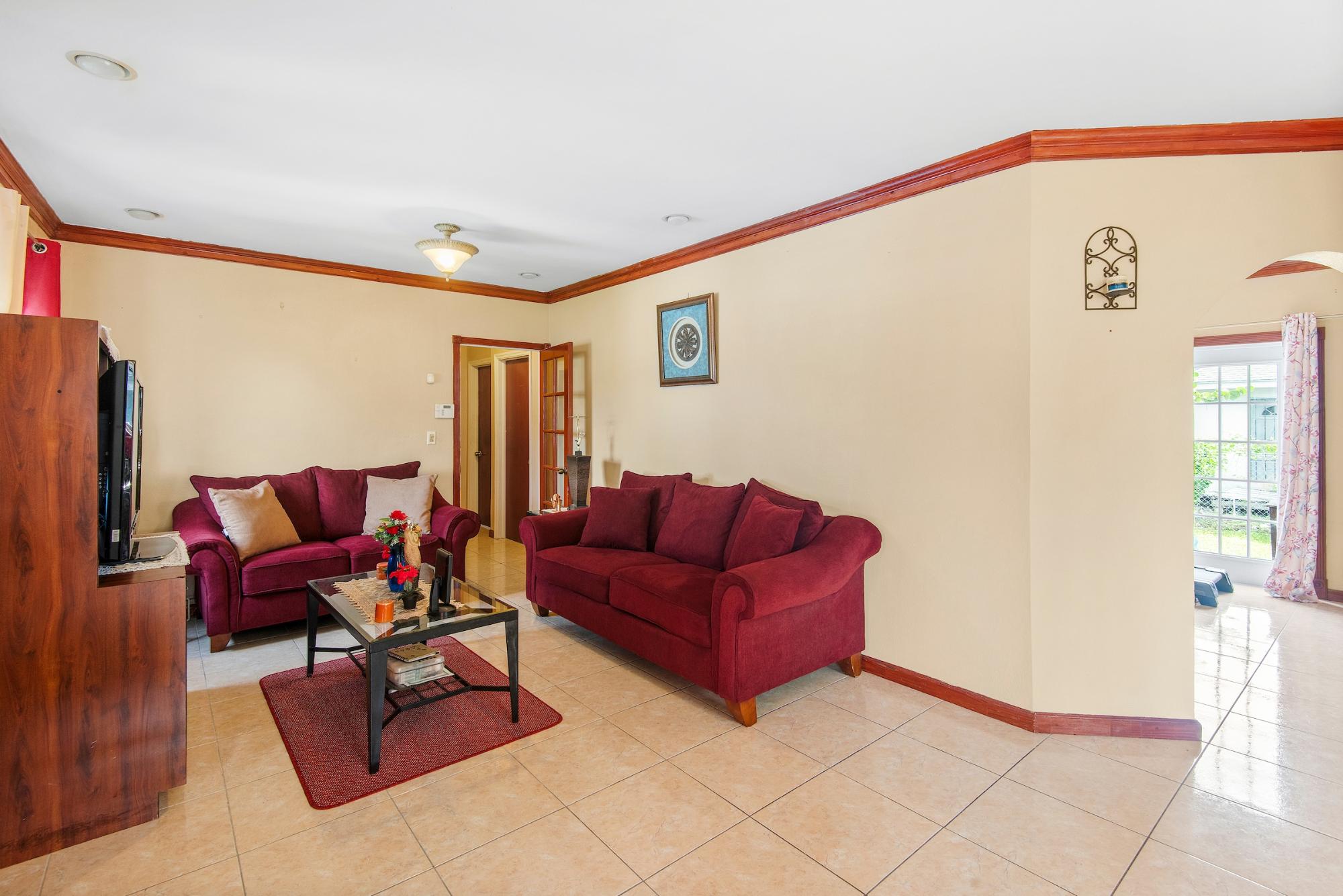 KNOWLES DR, FAITH GARDENS