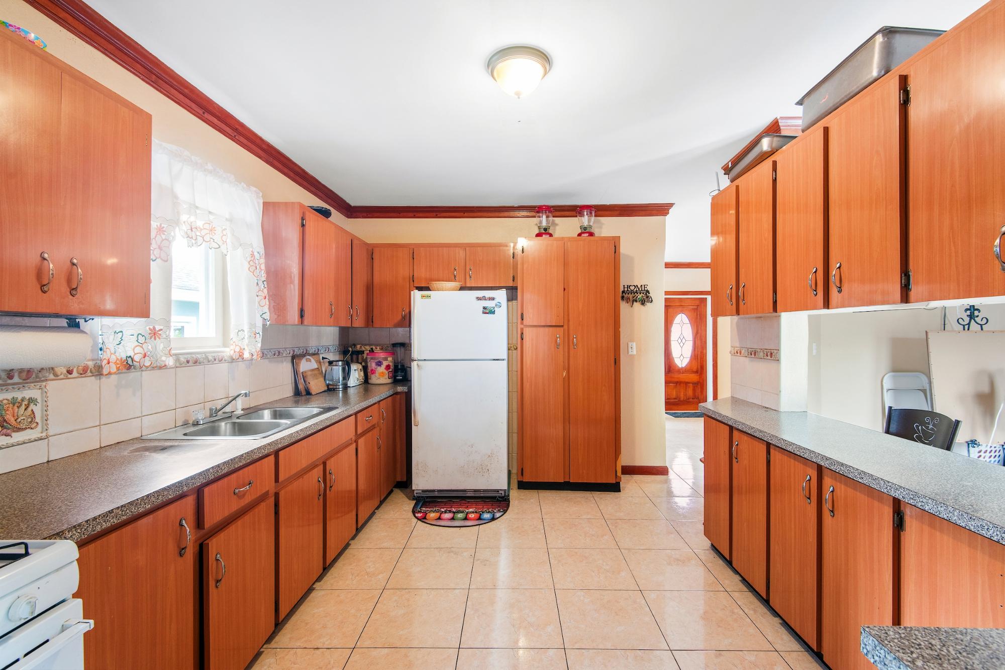 KNOWLES DR, FAITH GARDENS