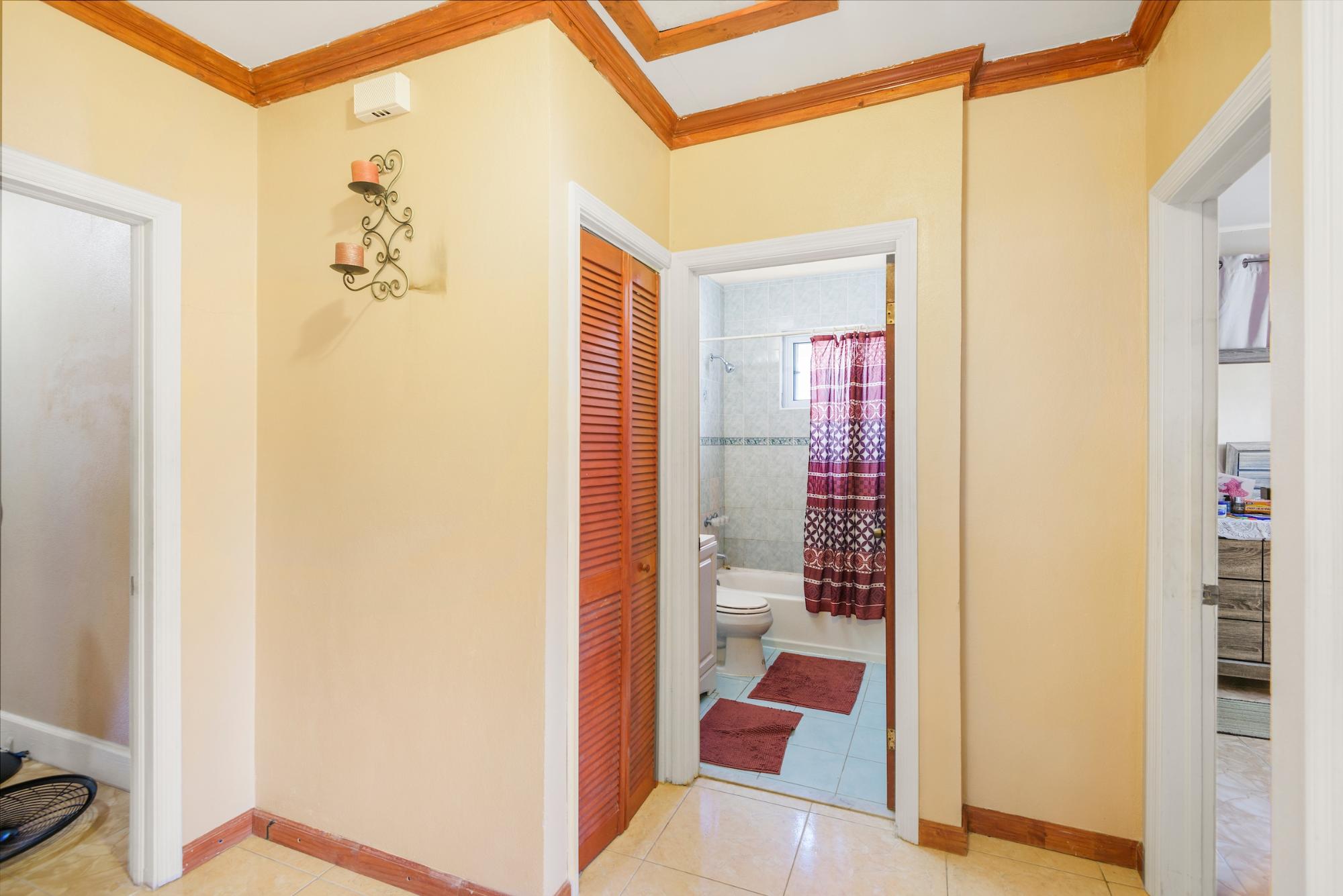 KNOWLES DR, FAITH GARDENS