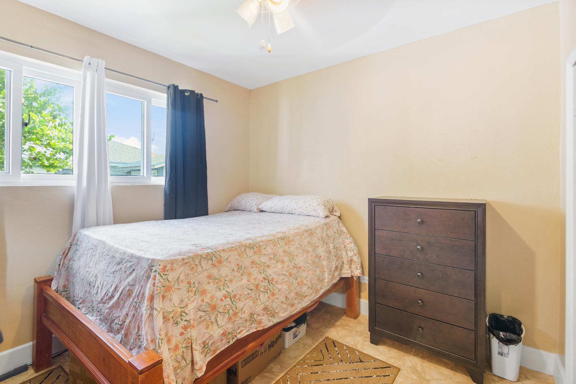 KNOWLES DR, FAITH GARDENS