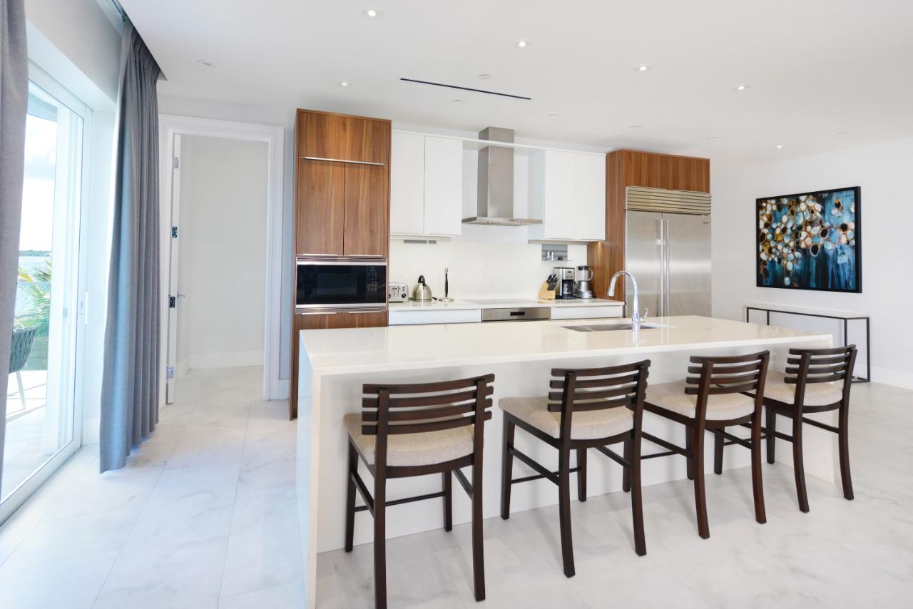 211 ONE CABLE BEACH