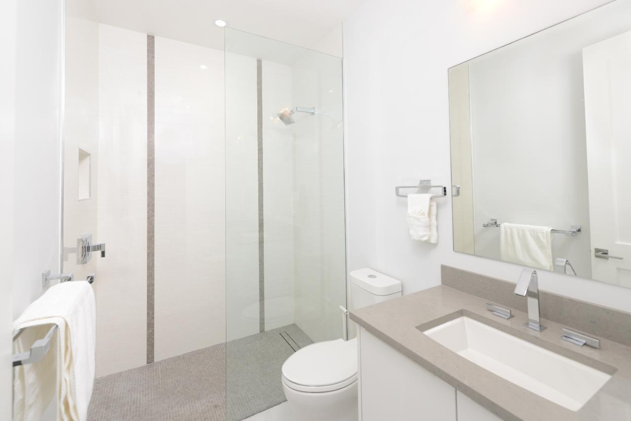 211 ONE CABLE BEACH
