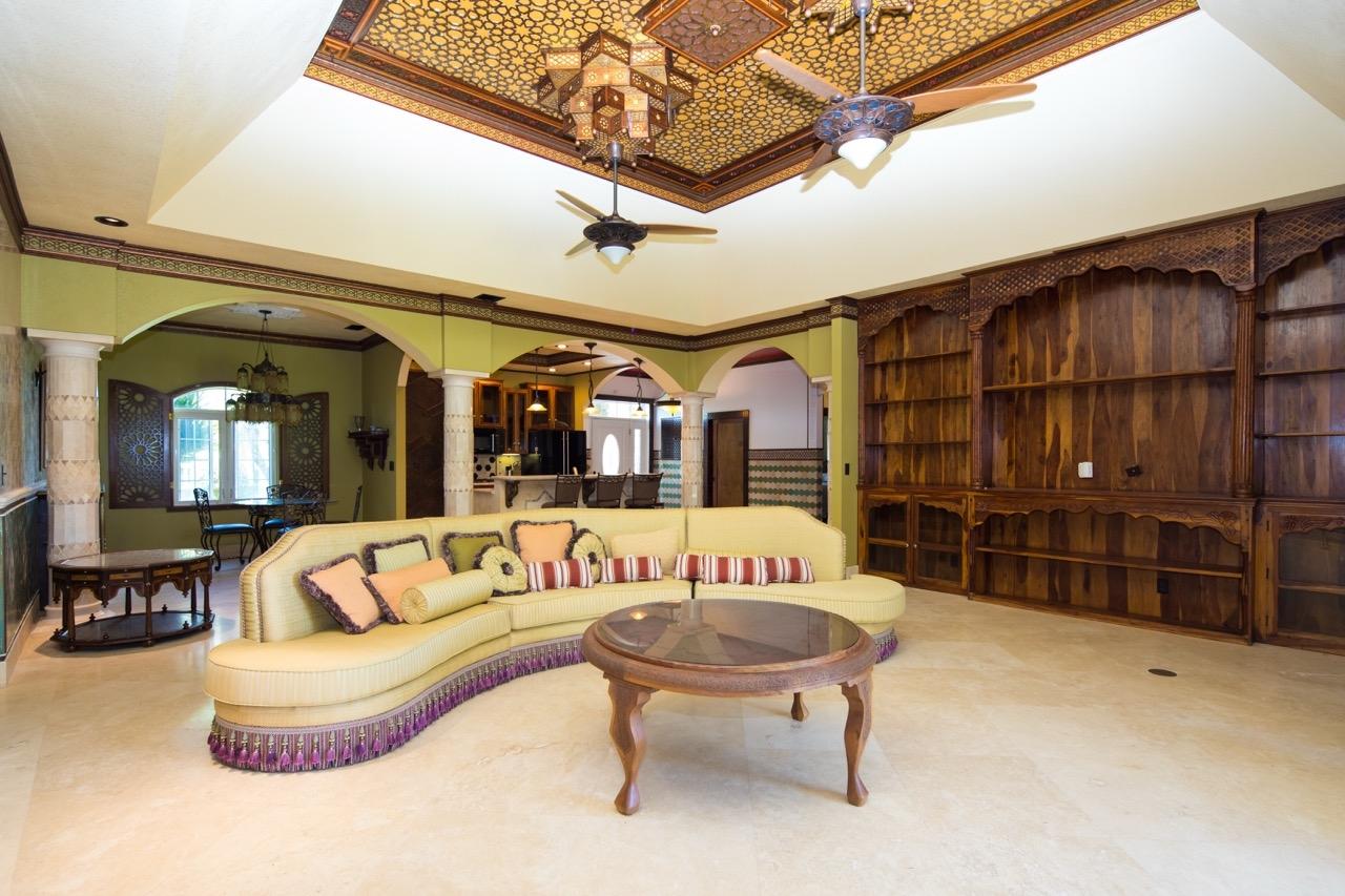 COLONY BAY TRI-PLEX EST.