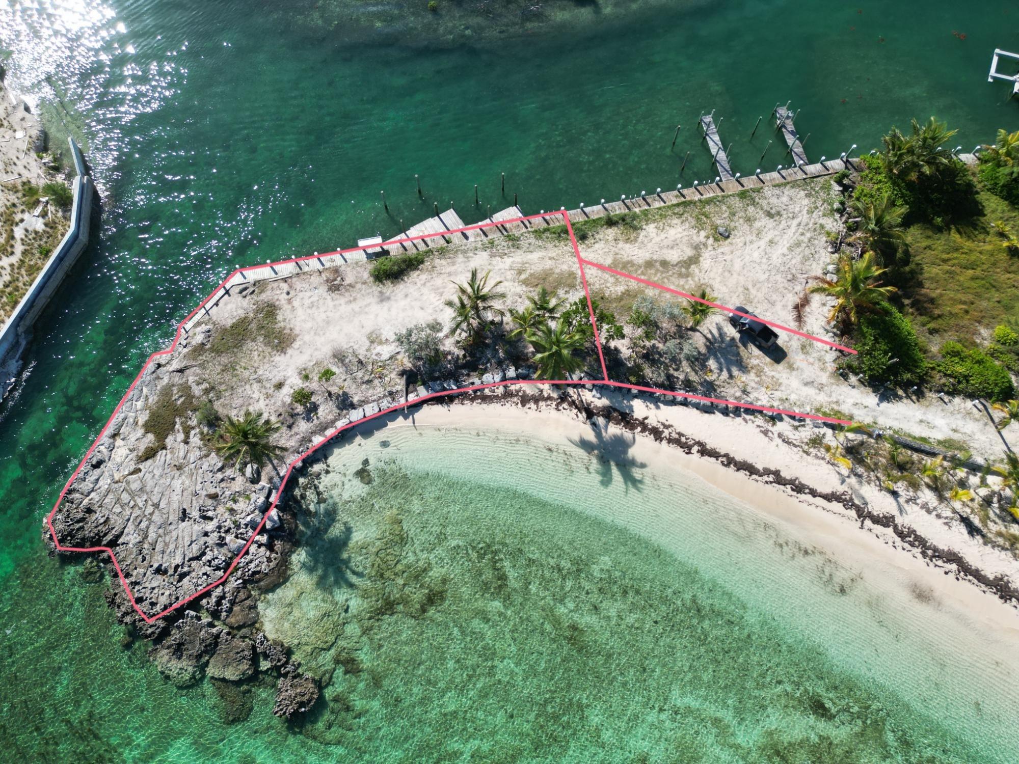 PELICAN SHORES/DUCK POND