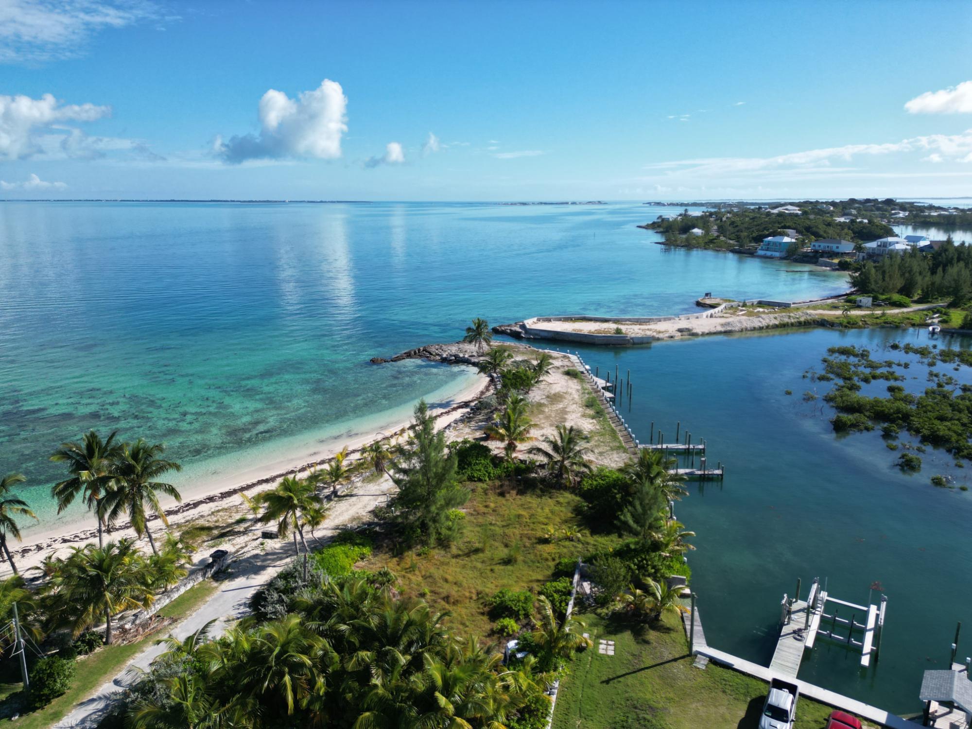 PELICAN SHORES/DUCK POND