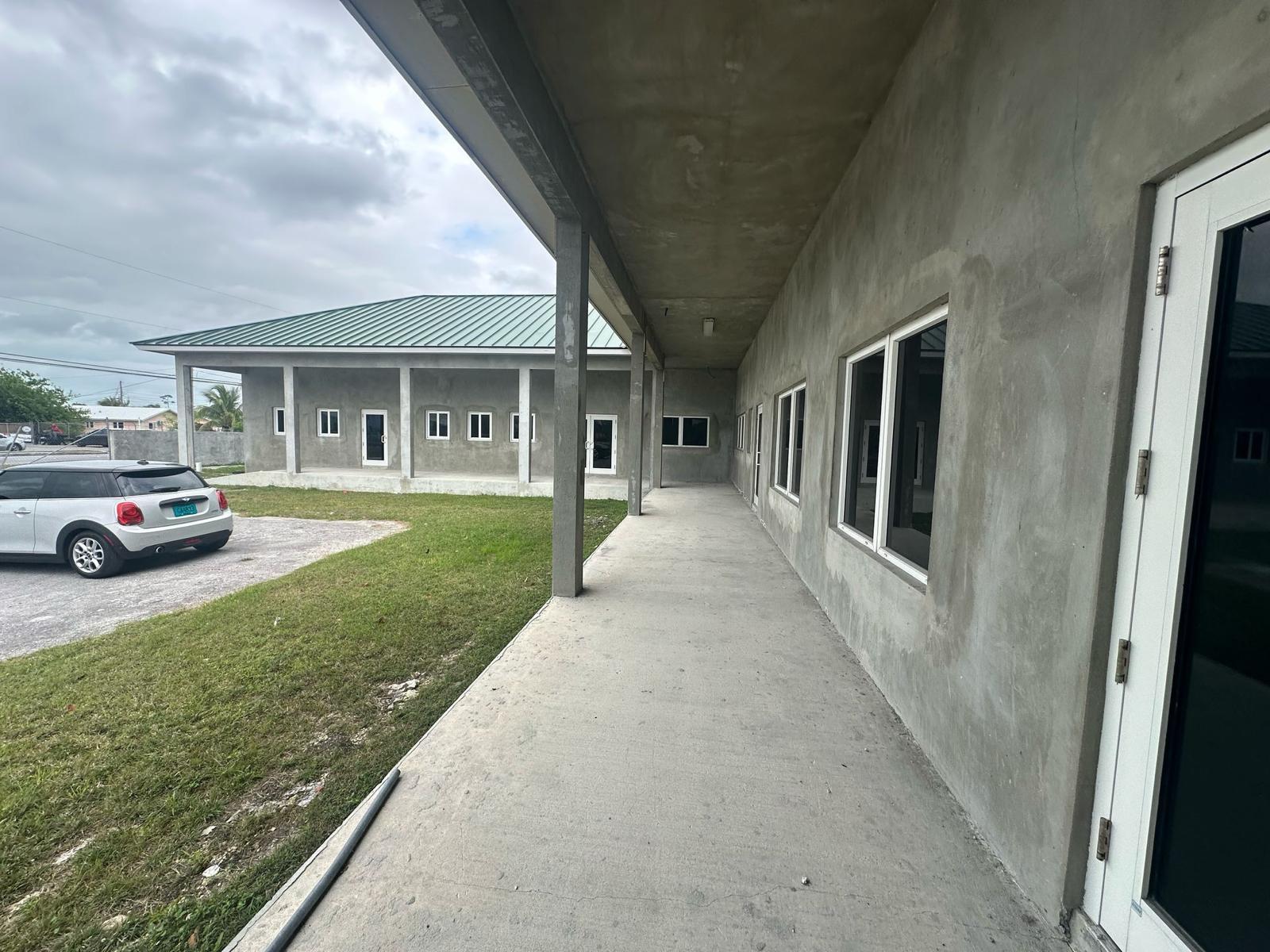 CORAL ROAD & PONCE DE LEO