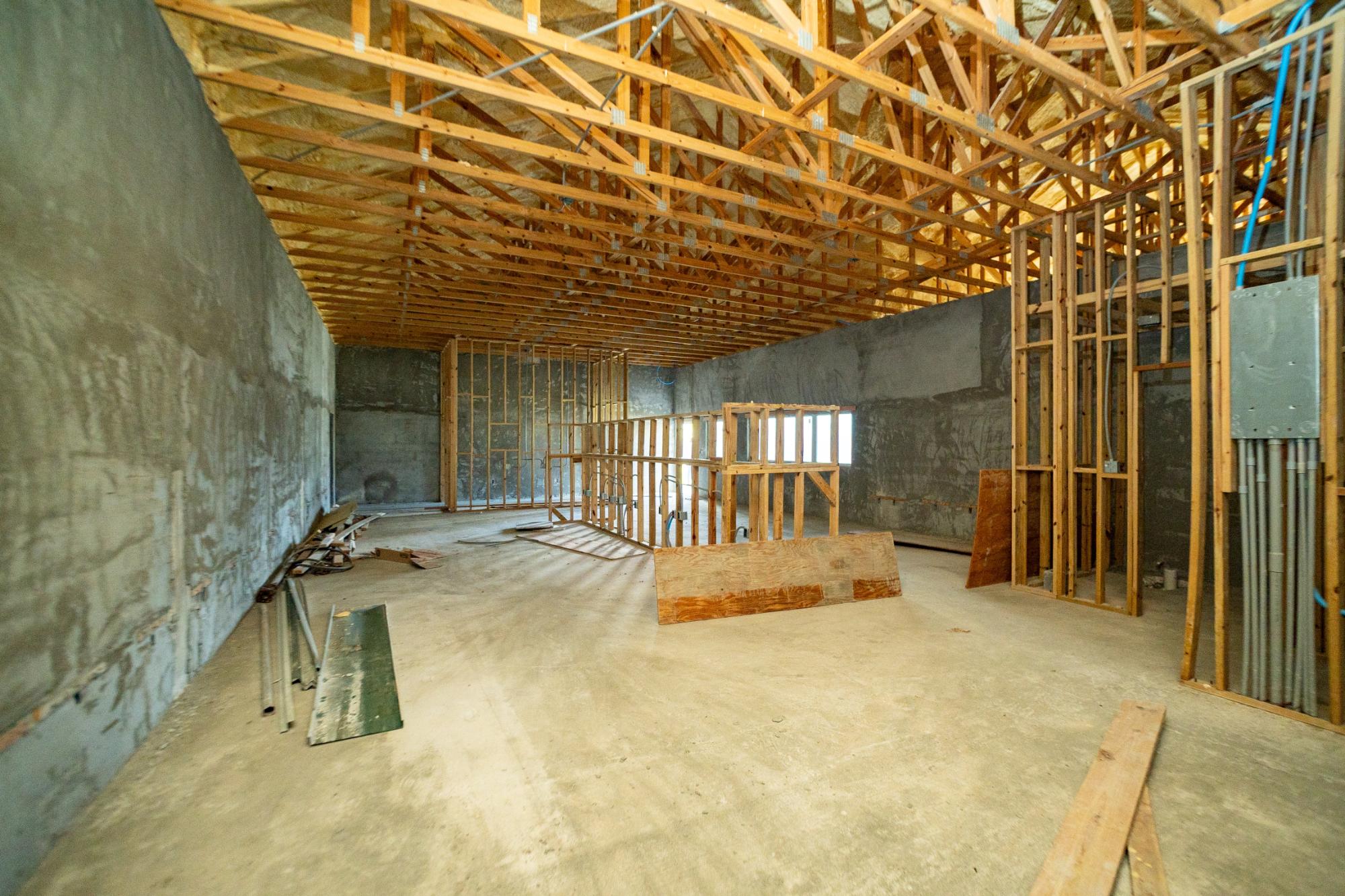 CORAL ROAD & PONCE DE LEO