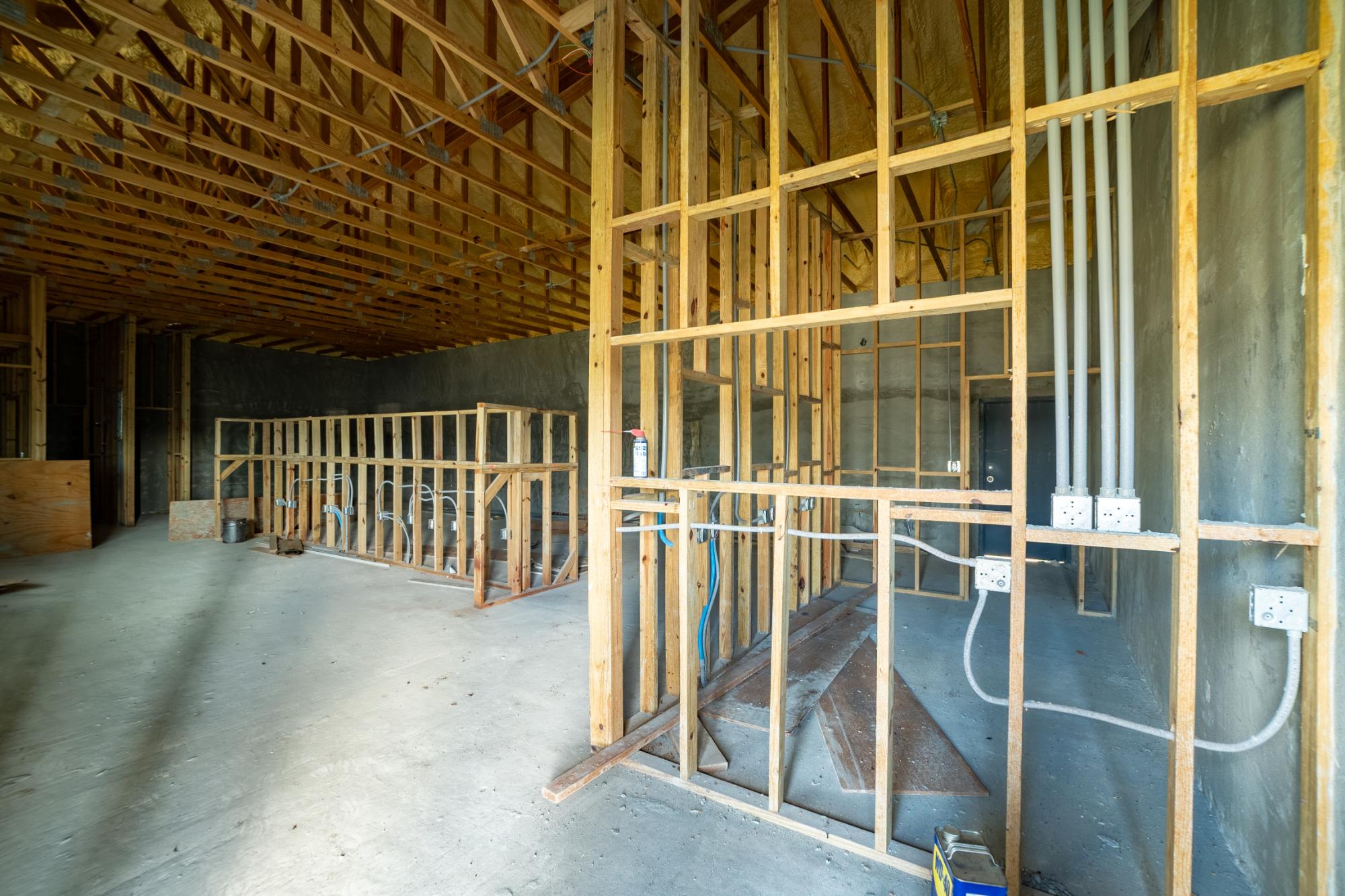 CORAL ROAD & PONCE DE LEO