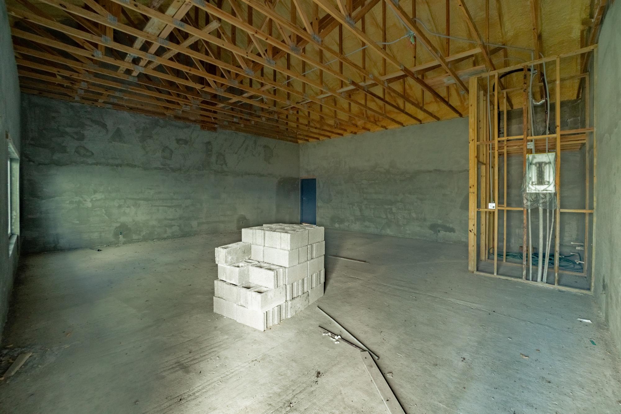 CORAL ROAD & PONCE DE LEO