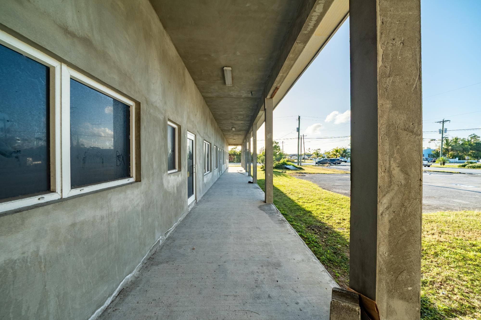 CORAL ROAD & PONCE DE LEO