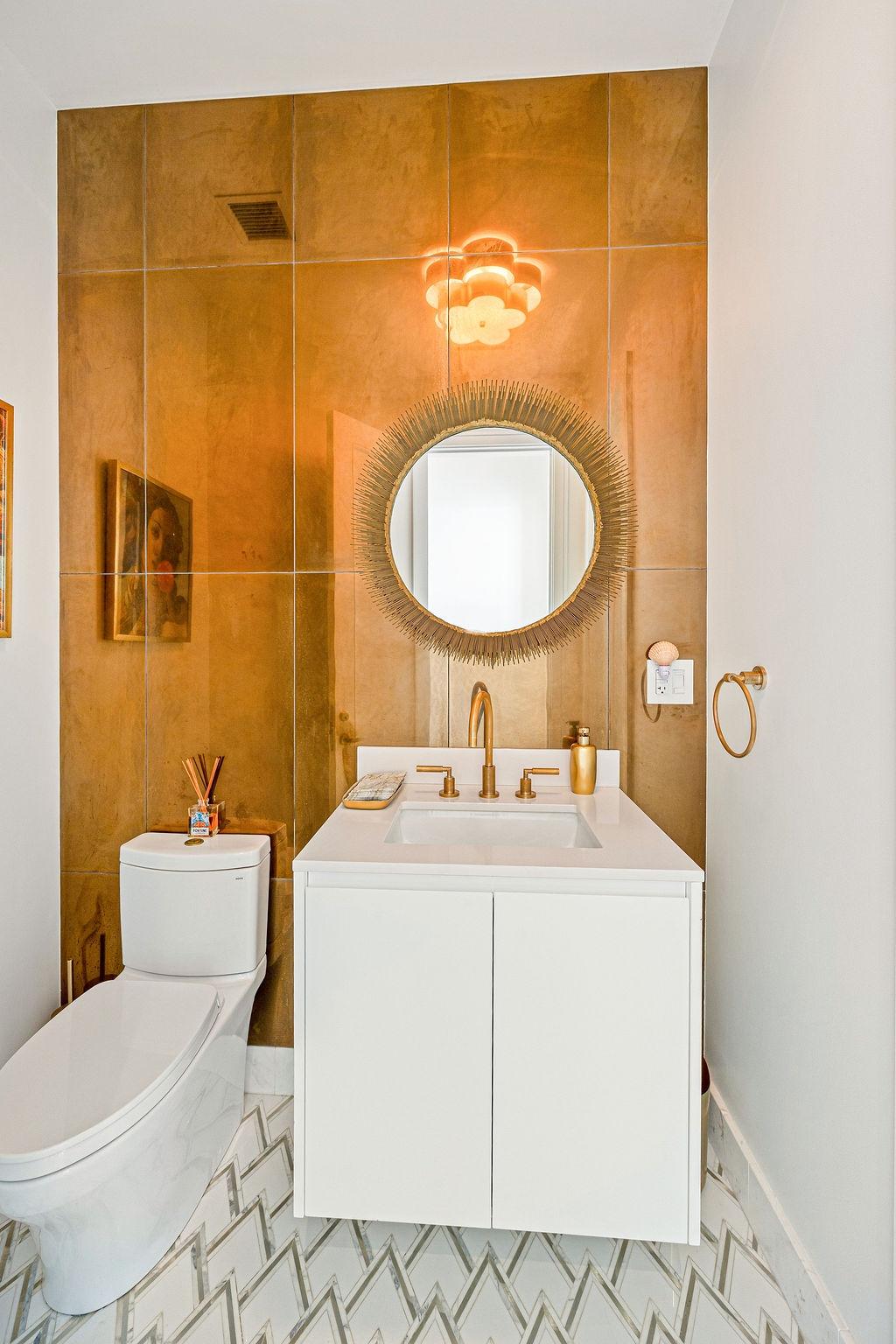 PENTHOUSE 7 | GOLDWYNN