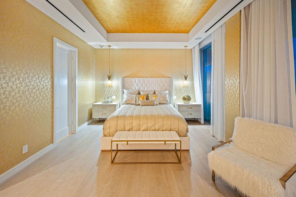 PENTHOUSE 7 | GOLDWYNN