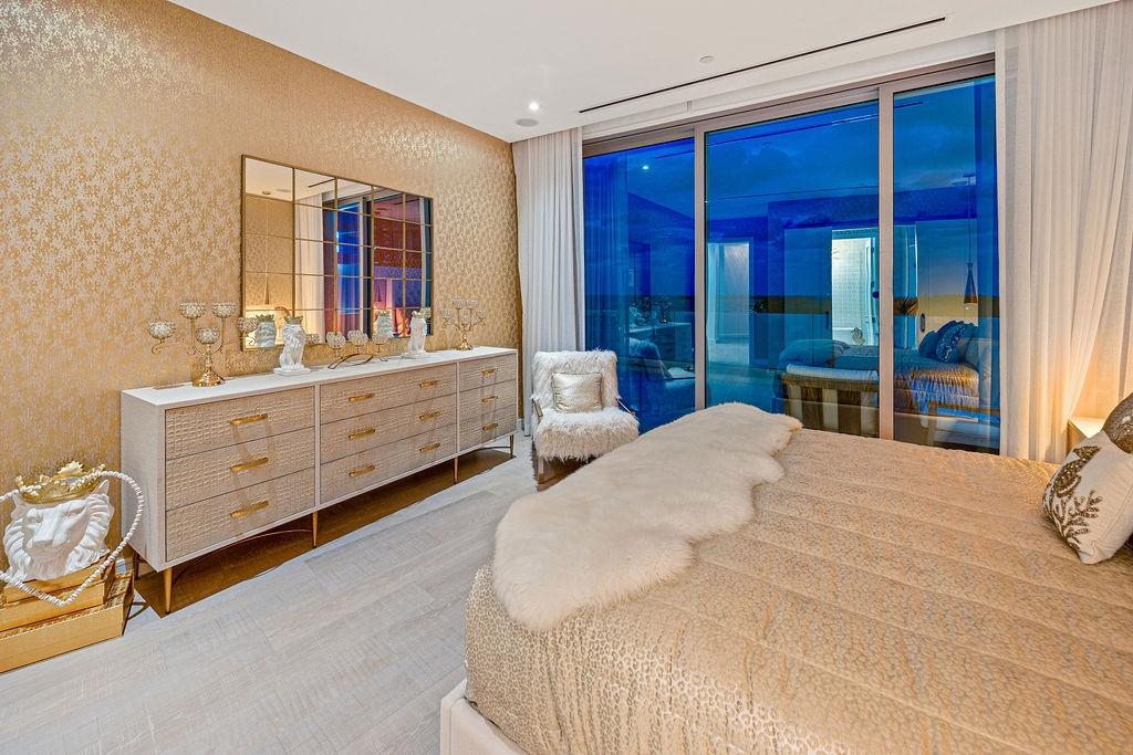 PENTHOUSE 7 | GOLDWYNN