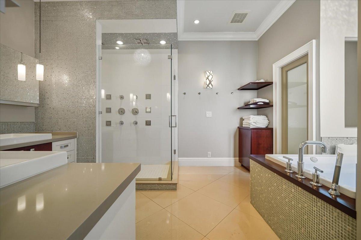 PENTHOUSE 1, B2 CAVES HTS