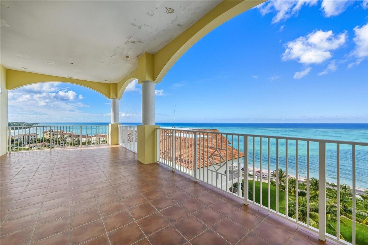 PENTHOUSE 1, B2 CAVES HTS