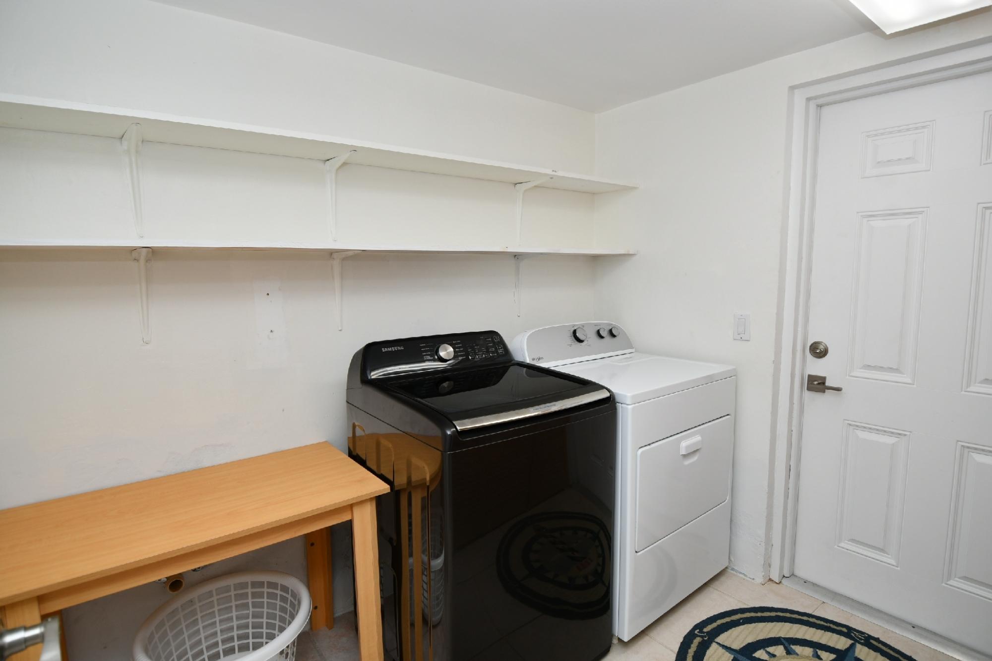 Orange House, Lot 60