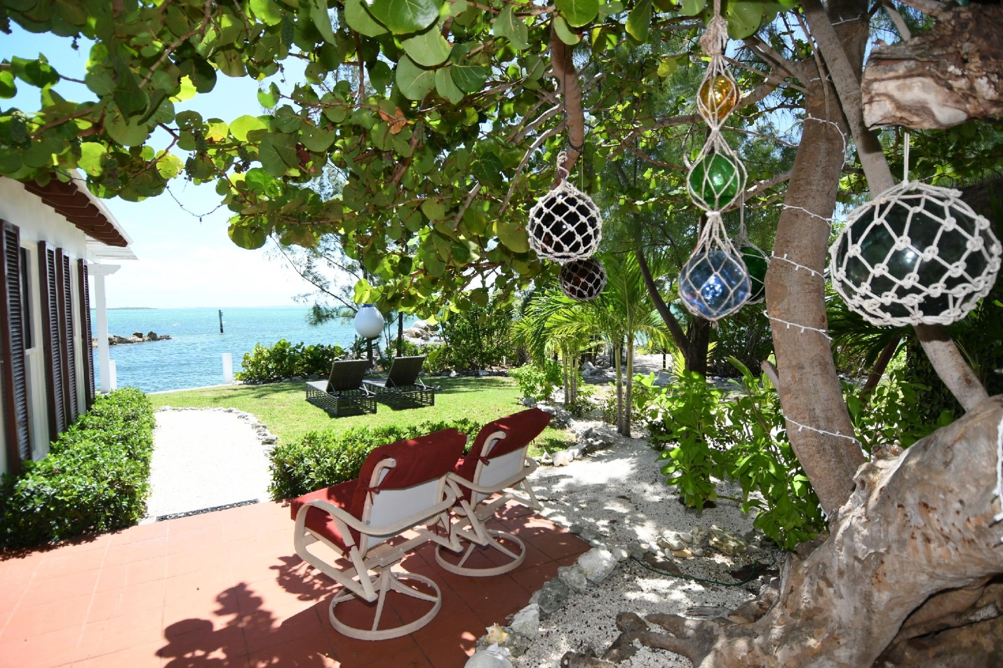 Orange House, Lot 60