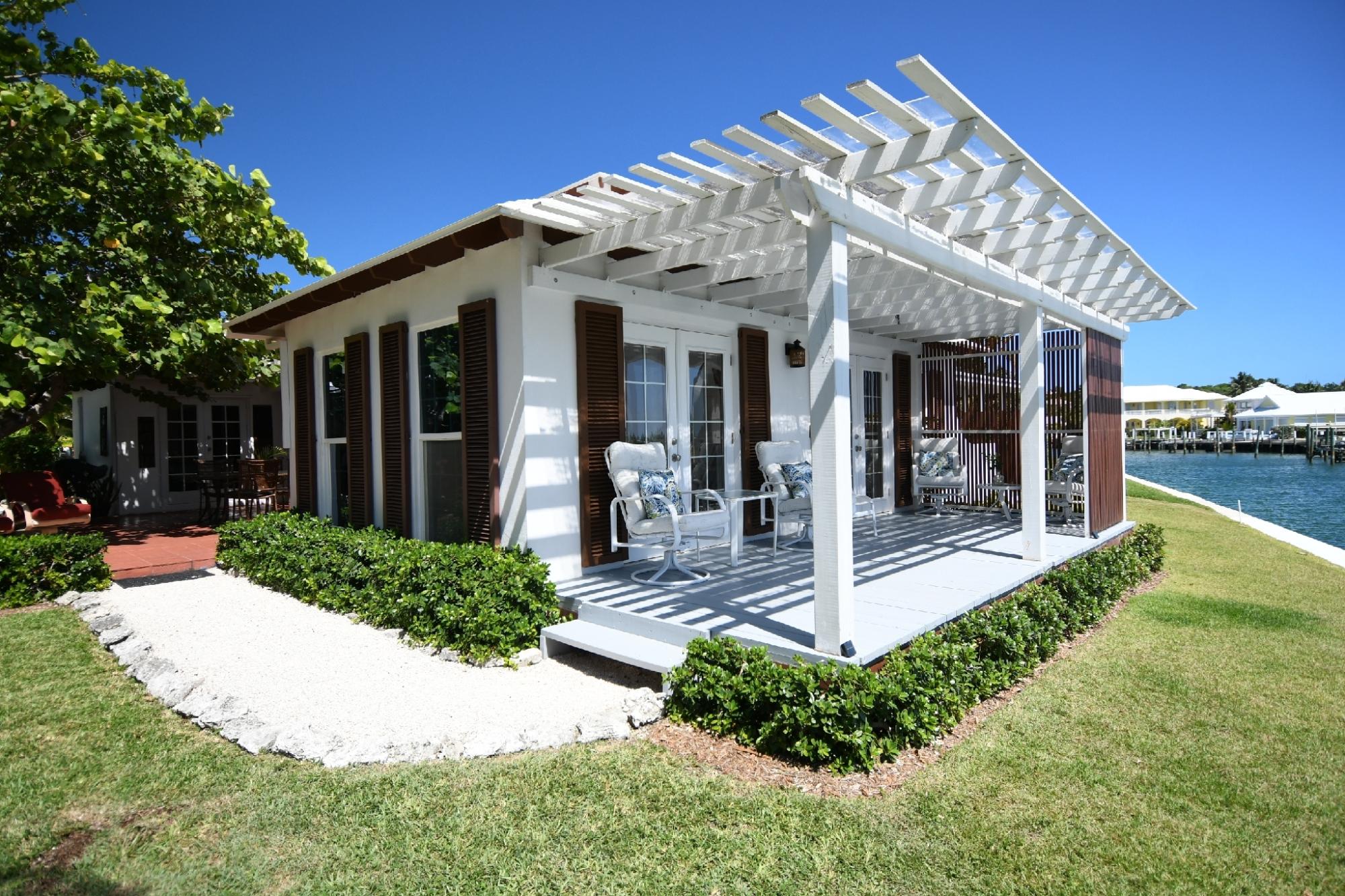 Orange House, Lot 60