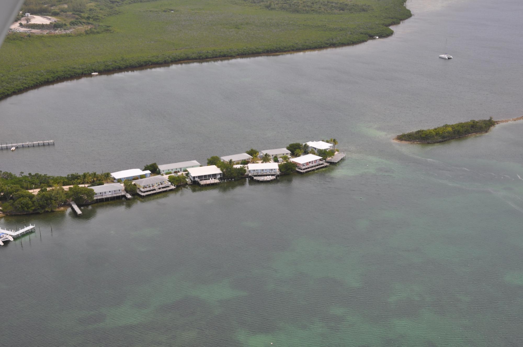 LOT 17 TURTLE POINT,  GTC