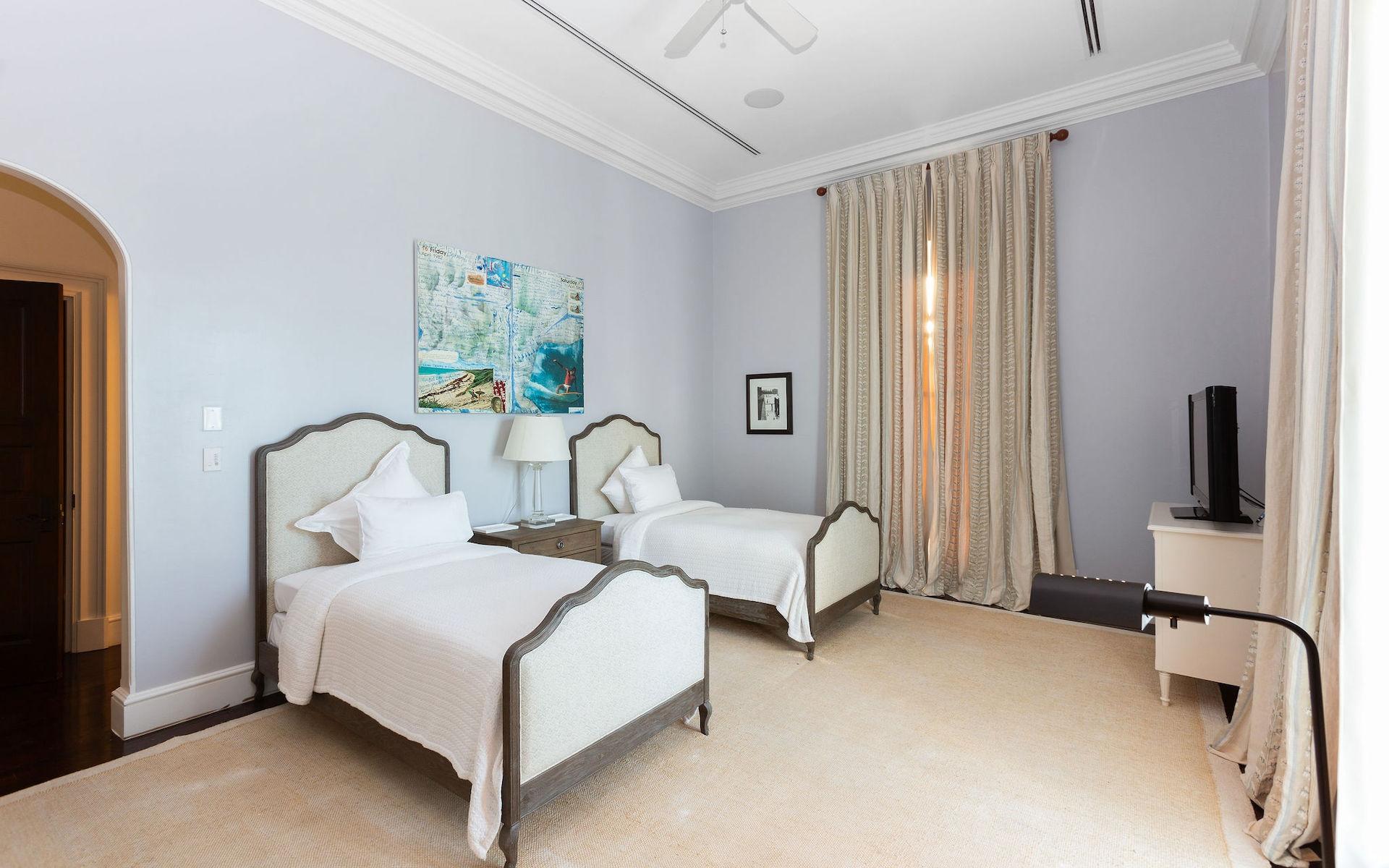 1 OCEAN CLUB ESTATES