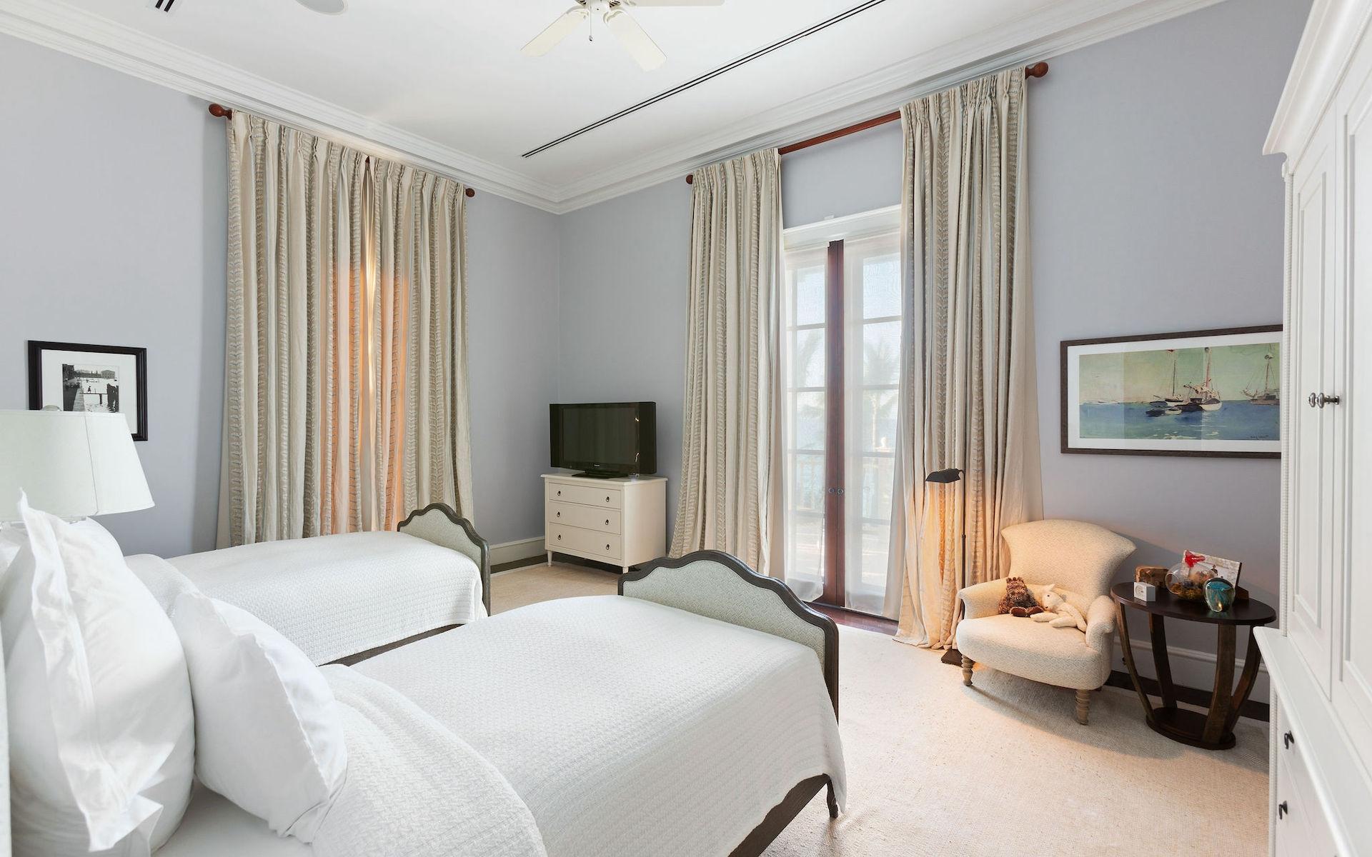 1 OCEAN CLUB ESTATES