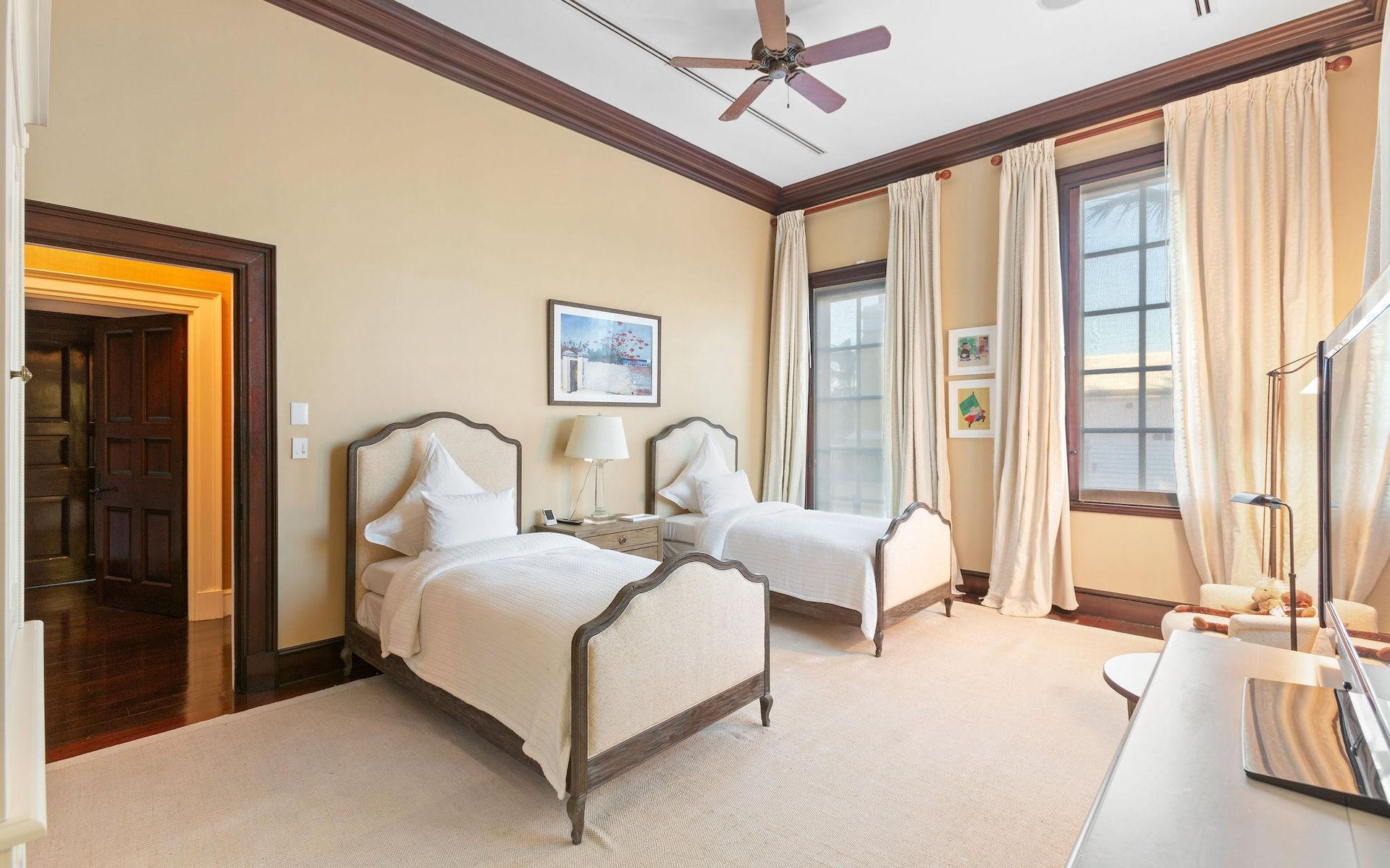 1 OCEAN CLUB ESTATES