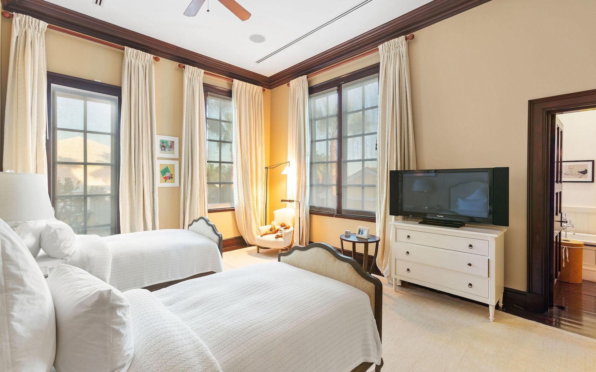 1 OCEAN CLUB ESTATES