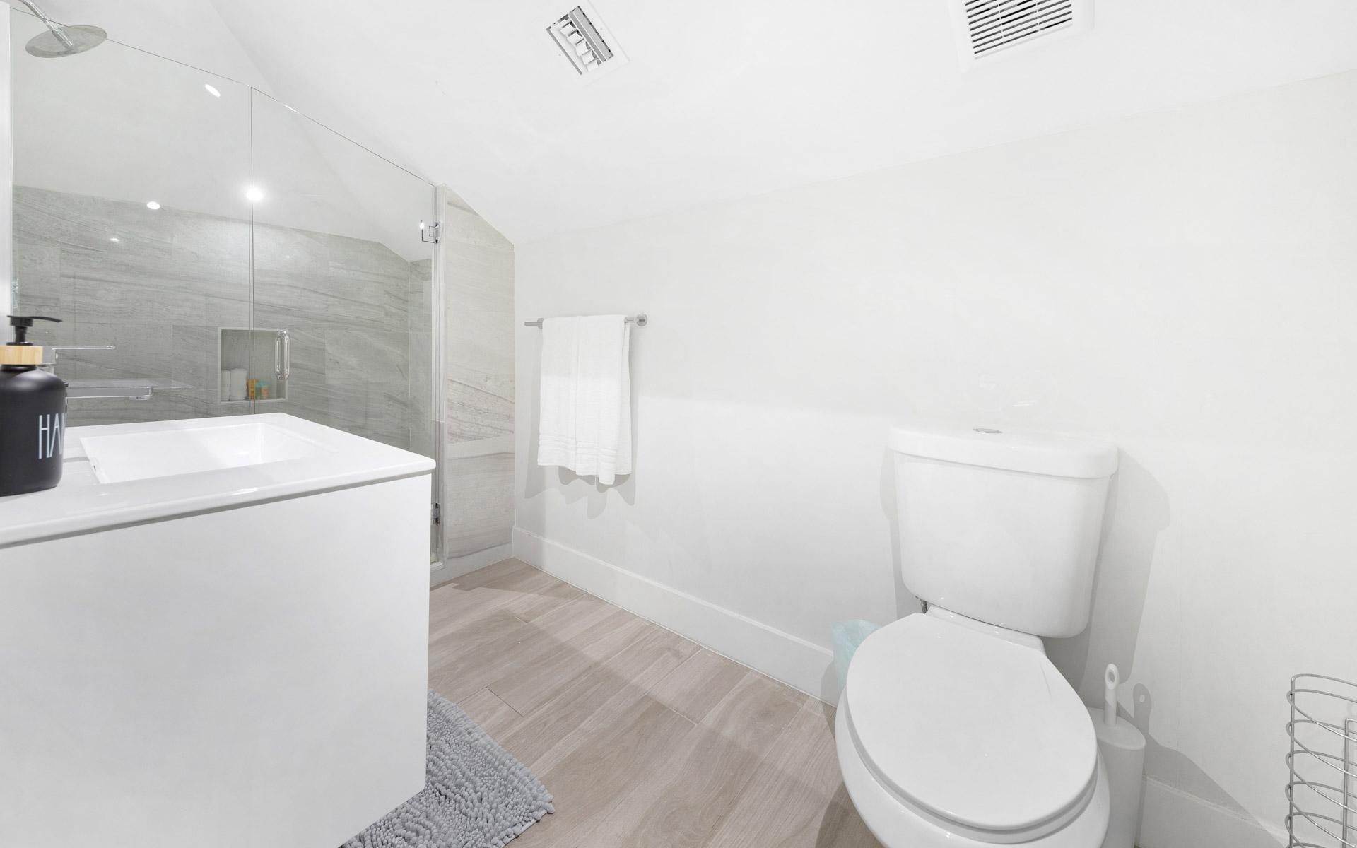 20 GALLEON BAY AND SLIP 8