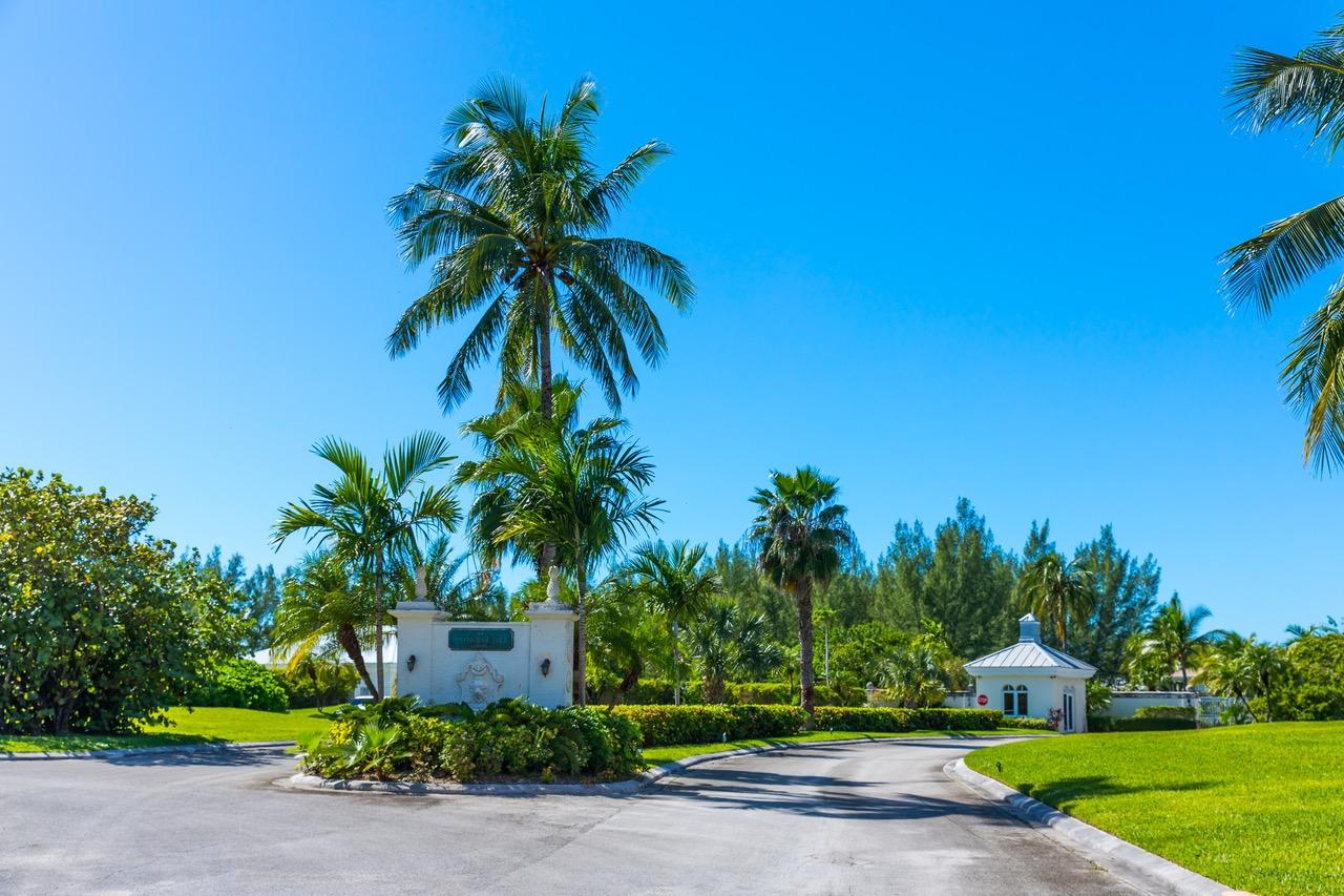 LOT 27, PRINCESS ISLE