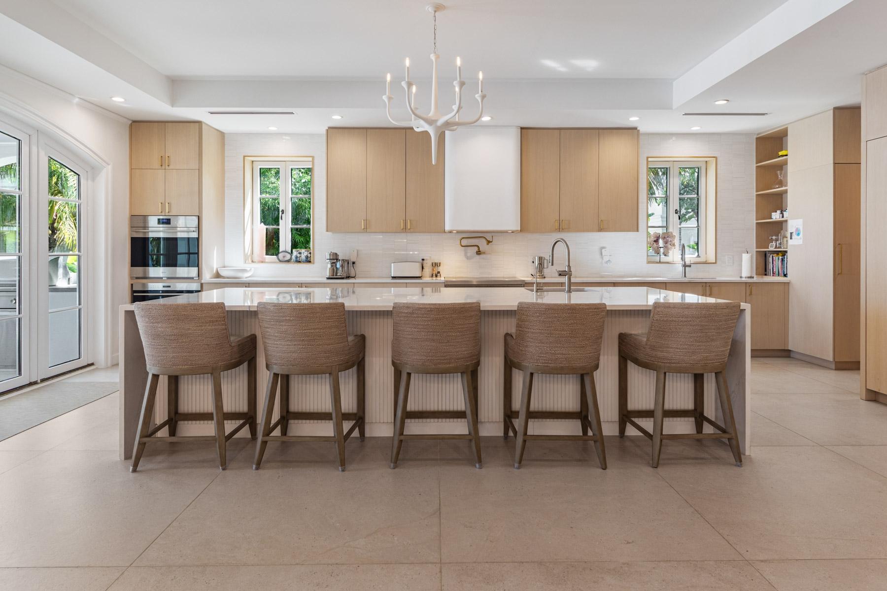 104 HARBOURWAY OCEAN CLUB