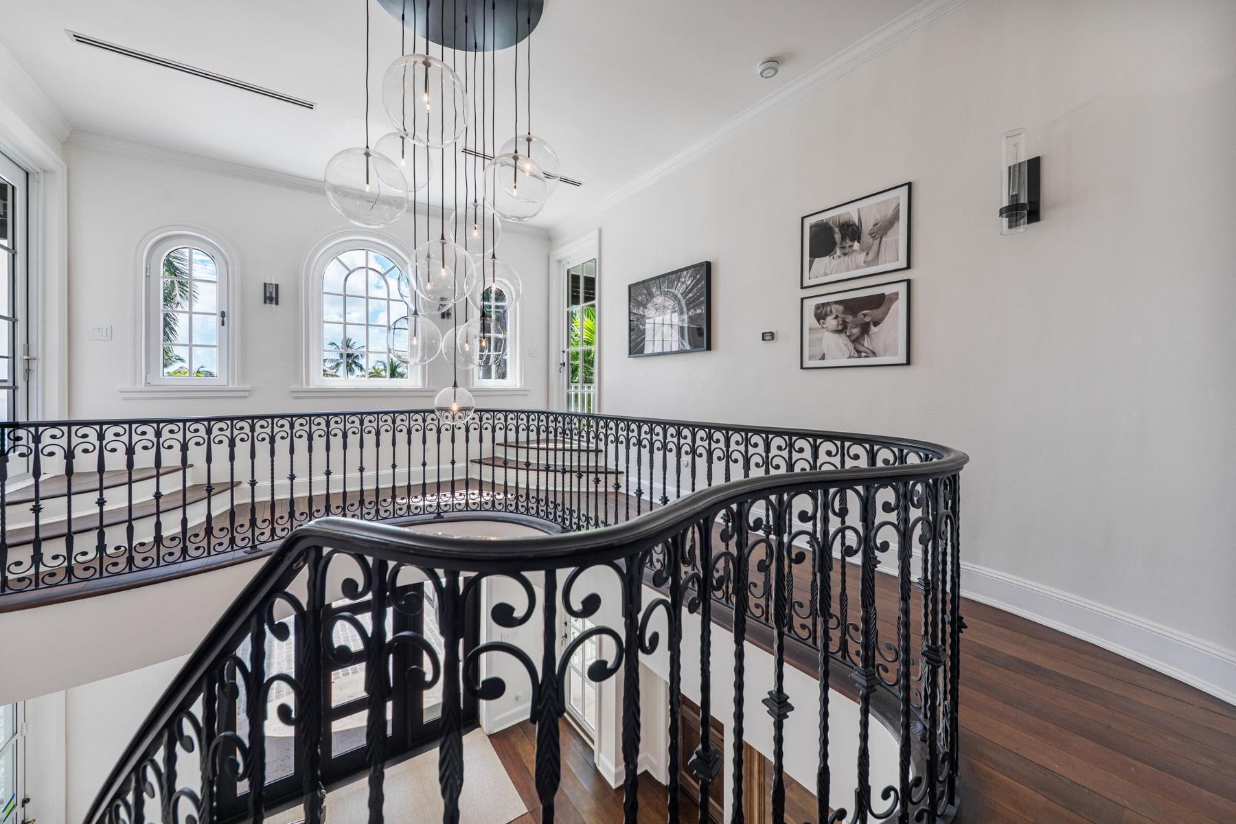 104 HARBOURWAY OCEAN CLUB