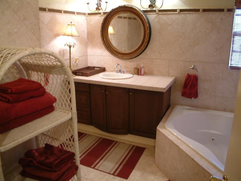 SCHOONER ROAD, FLAMINGO B