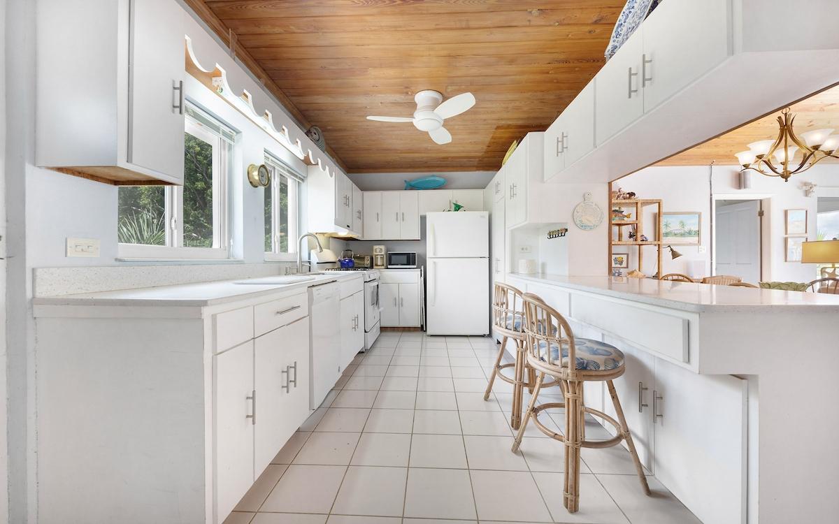 TROPICAL IMPLUSE BANKS RD