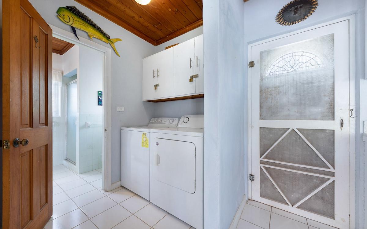 TROPICAL IMPLUSE BANKS RD