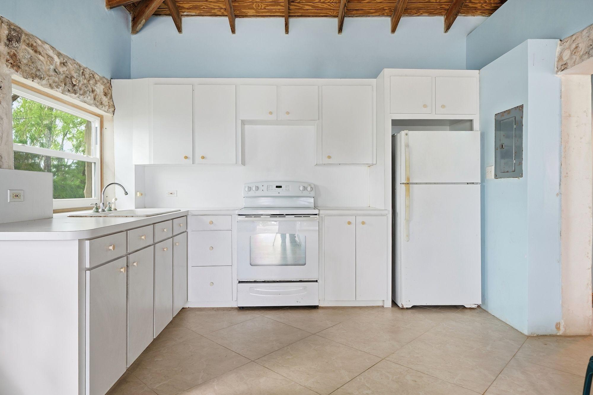 TIMELESS STONE COTTAGE