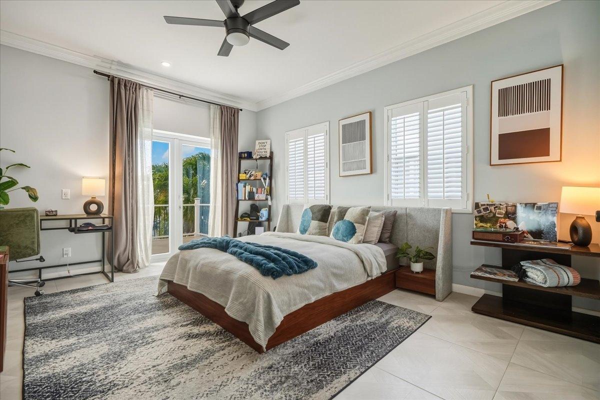 #9 KINGFISHER ISLAND