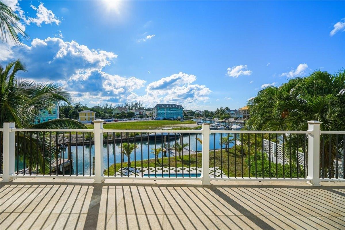 #9 KINGFISHER ISLAND