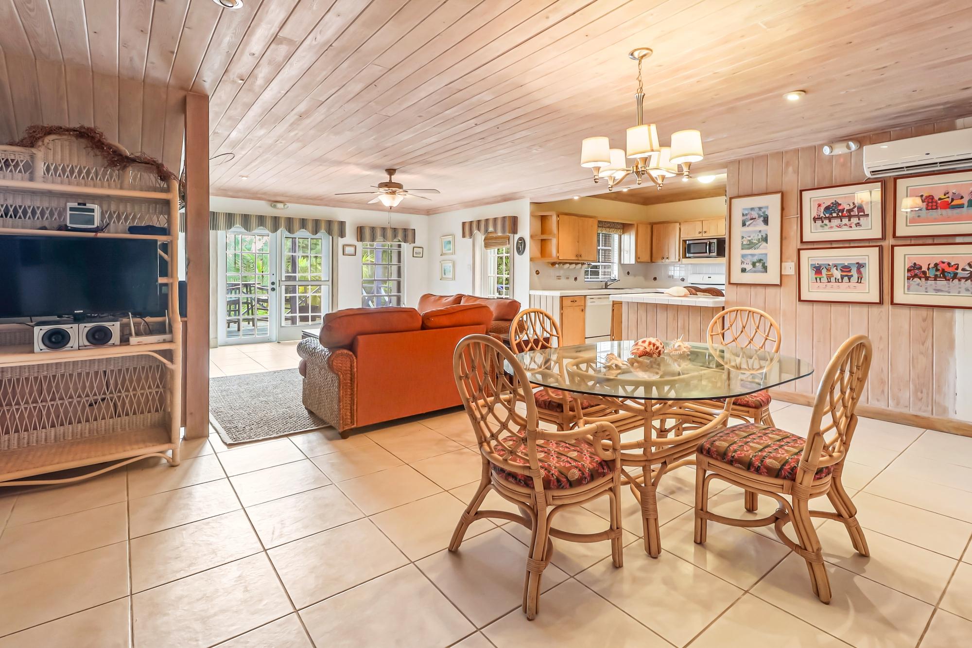 SEA VISION TRIANA SHORES