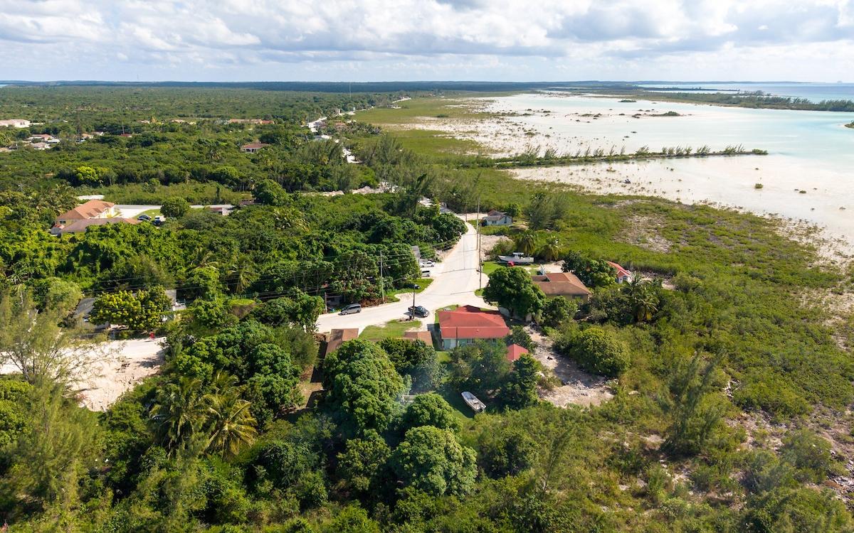 QUEEN’S HGHWAY DEEP CREEK