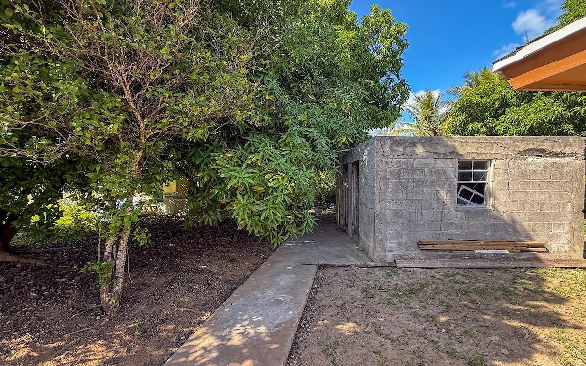 QUEEN’S HGHWAY DEEP CREEK