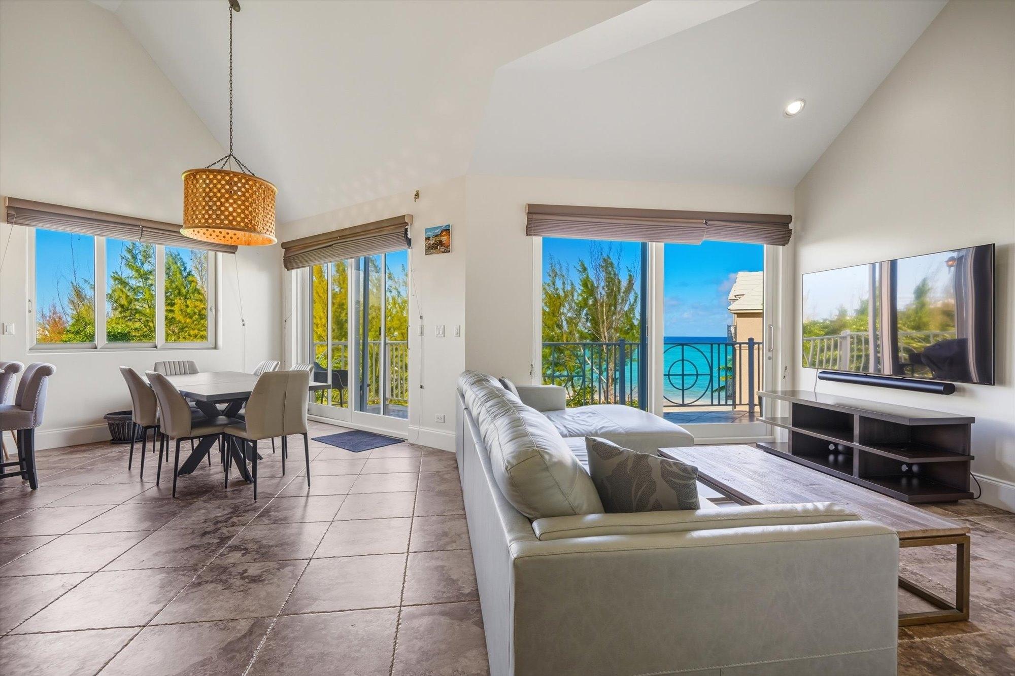 LOVE BEACH WALK PENTHOUSE