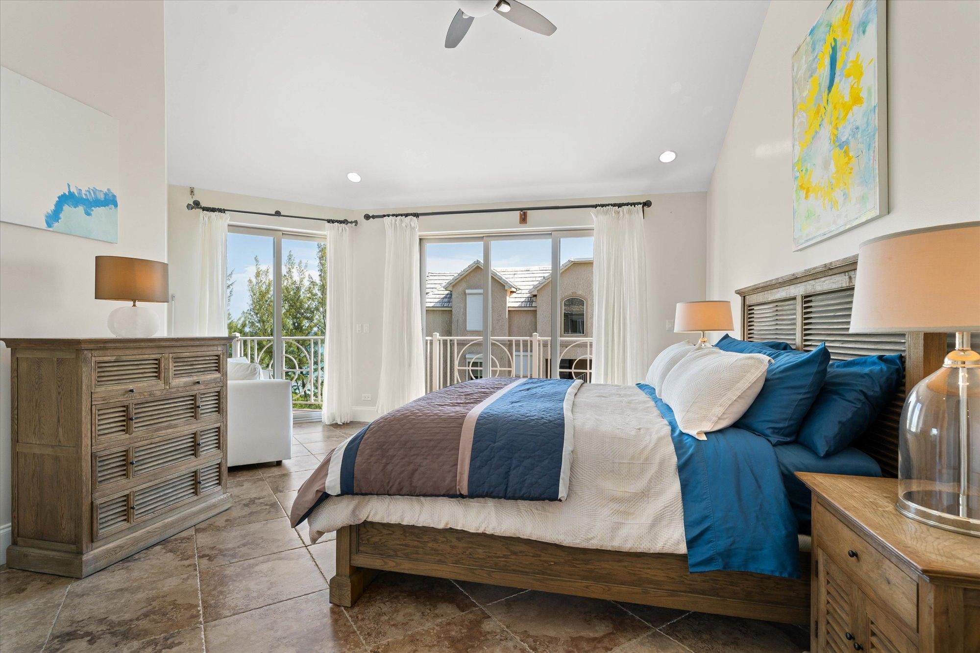 LOVE BEACH WALK PENTHOUSE