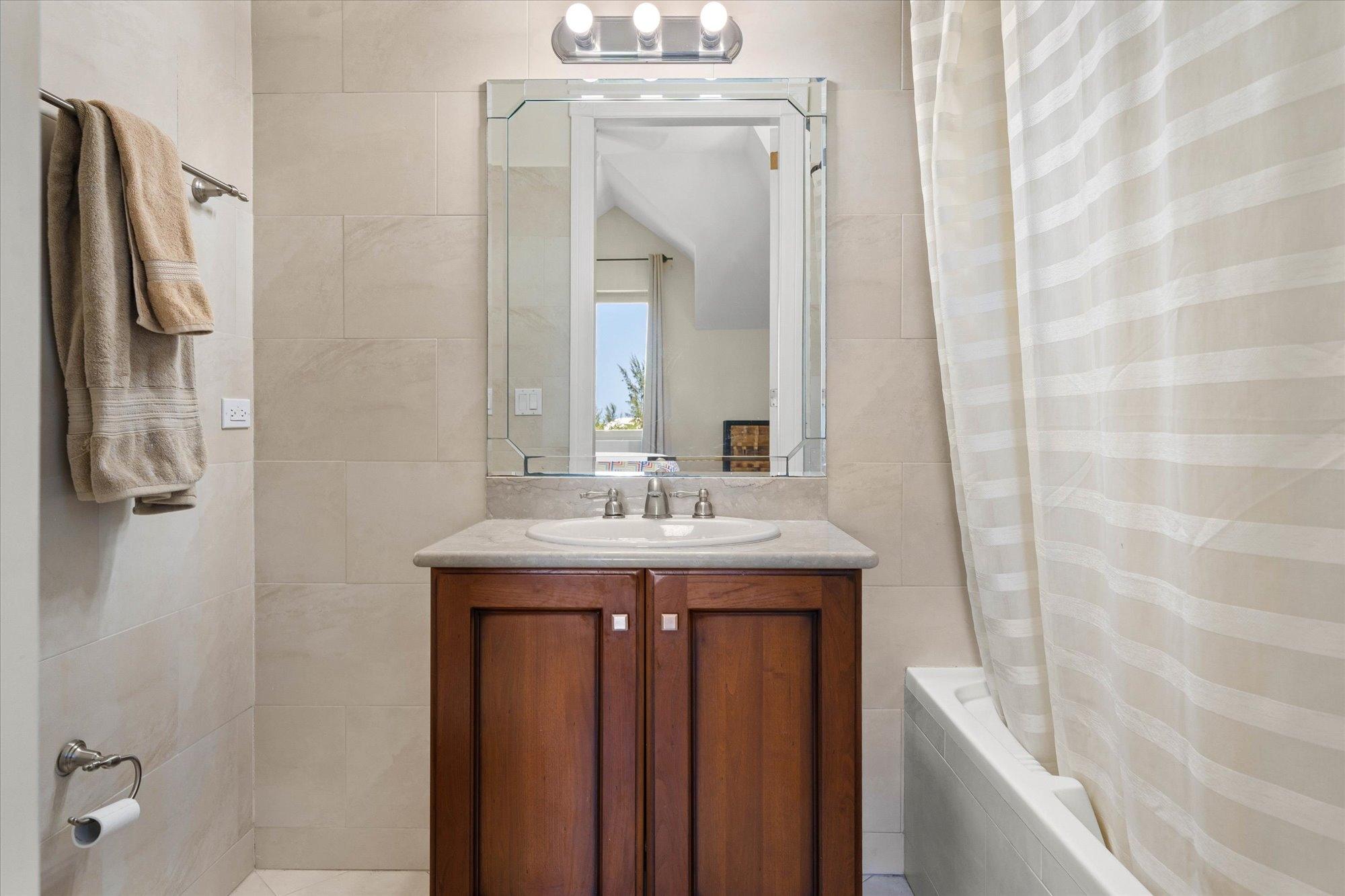 LOVE BEACH WALK PENTHOUSE