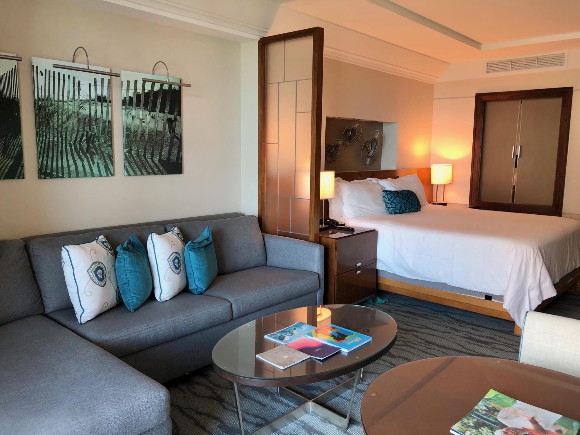 THE REEF AT ATLANTIS